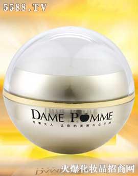 �V���КW�y����Ƽ����޹�˾���O(p��ng)�����˳�ɫ������˪