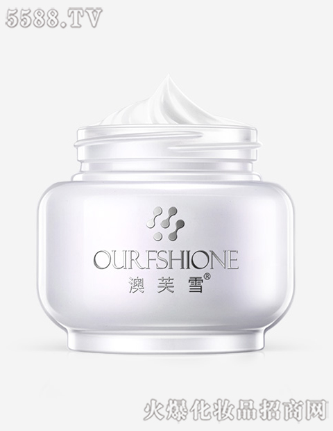 ��ܽѩˮ��(r��n)͸�����˪