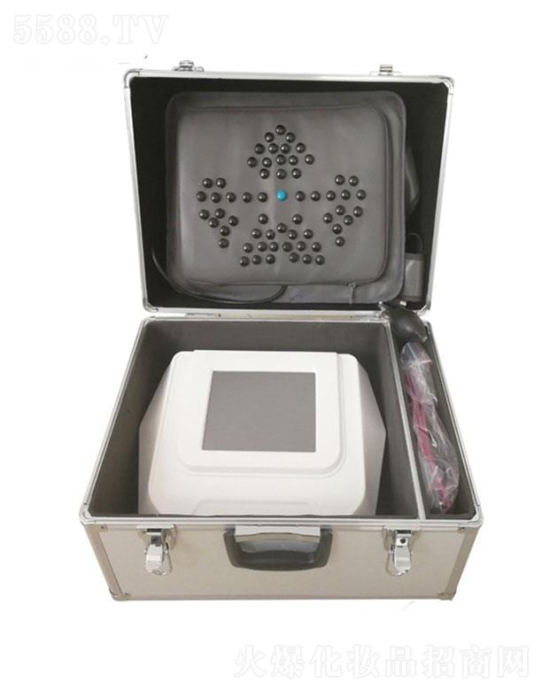 ���ձ�֬�x�y�����亽���䣩