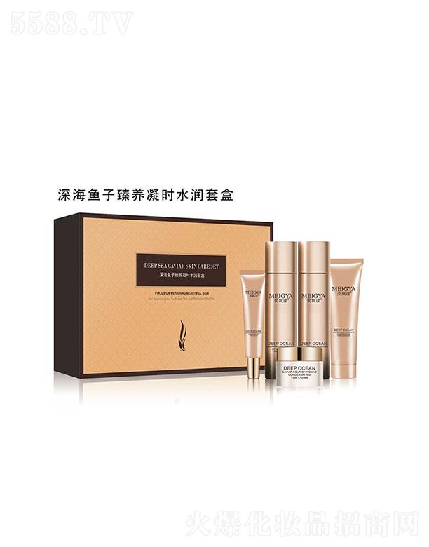 ��ɽ�e��  ��������~�����B(y��ng)���rˮ���׺�   �̝�ˮ��