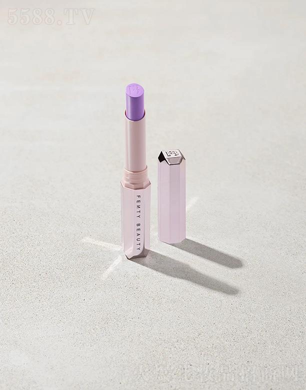 Fenty Beauty�z�qС�����F�־Æ���ڼt����Ƥ�����ϣ����������w