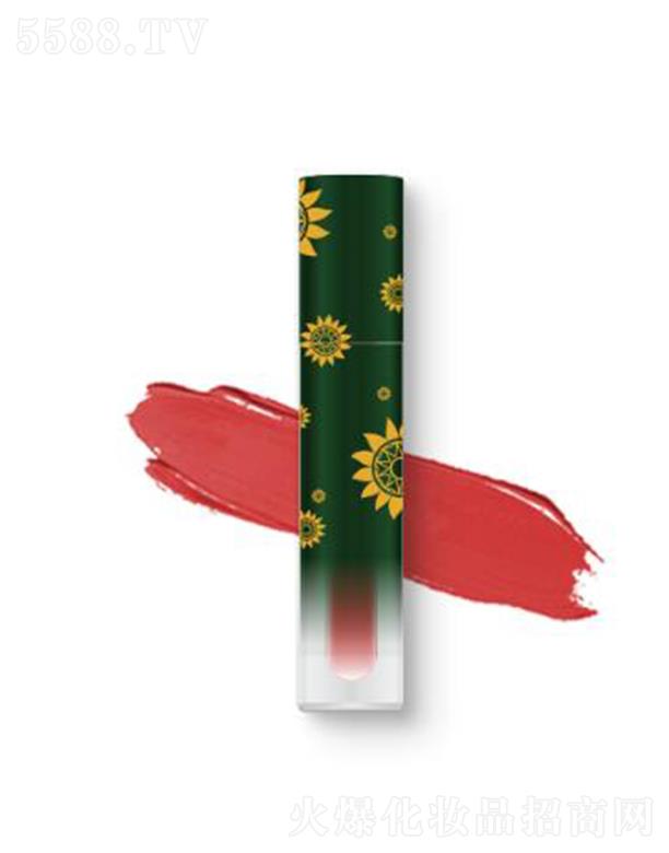 �ۊy������֮�����F���ԣ��غ��iɫ�־�