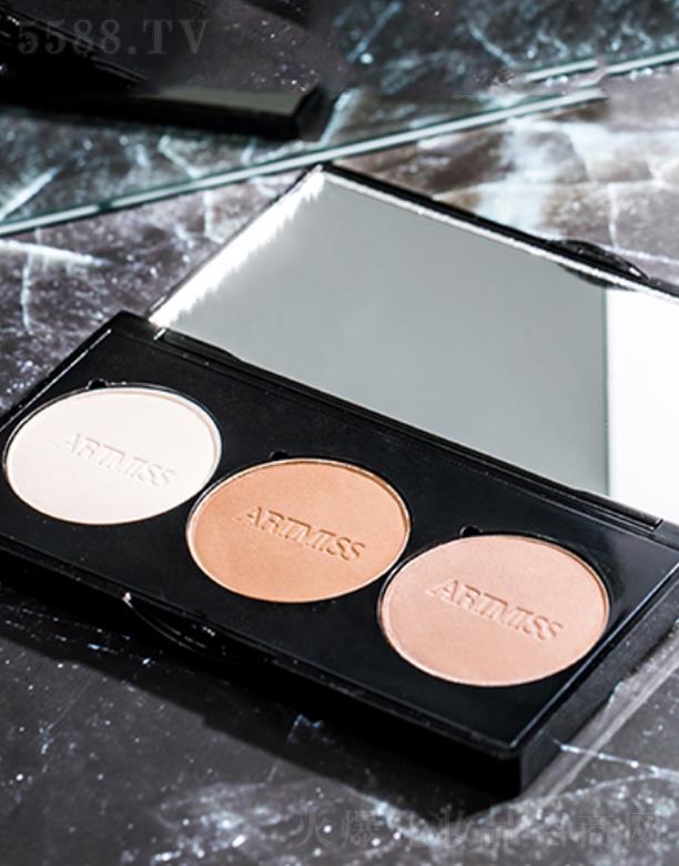 AROMISS��ɫ݆�����w��  �^����Ȼ