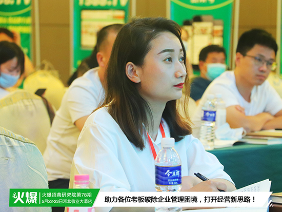 �����y�����������Ծ֣���������ģʽ����¶�ИI(y��)����ʹ�c(di��n)���ṩϵ�y(t��ng)���̷�����