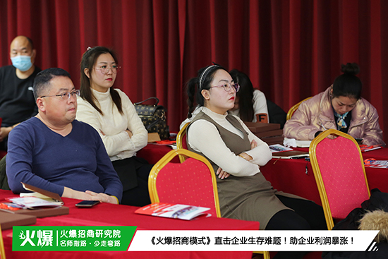 13�꽛(j��ng)�(y��n)���f(w��n)����I(y��)��ͬ�(y��n)�C����������ģʽ��������I(y��)��(sh��)�F(xi��n)����(r��n)���񱩝q