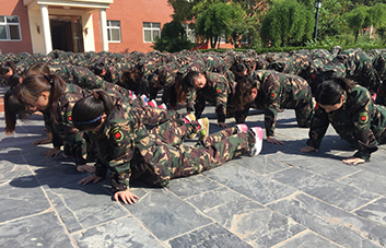 Ӣ���Sˬ���]�гC��������ֻ�Јԏ���