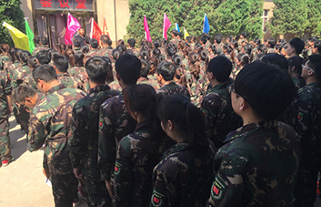 ������������(zh��n)������������I(l��ng)��(d��o)������չʾ��